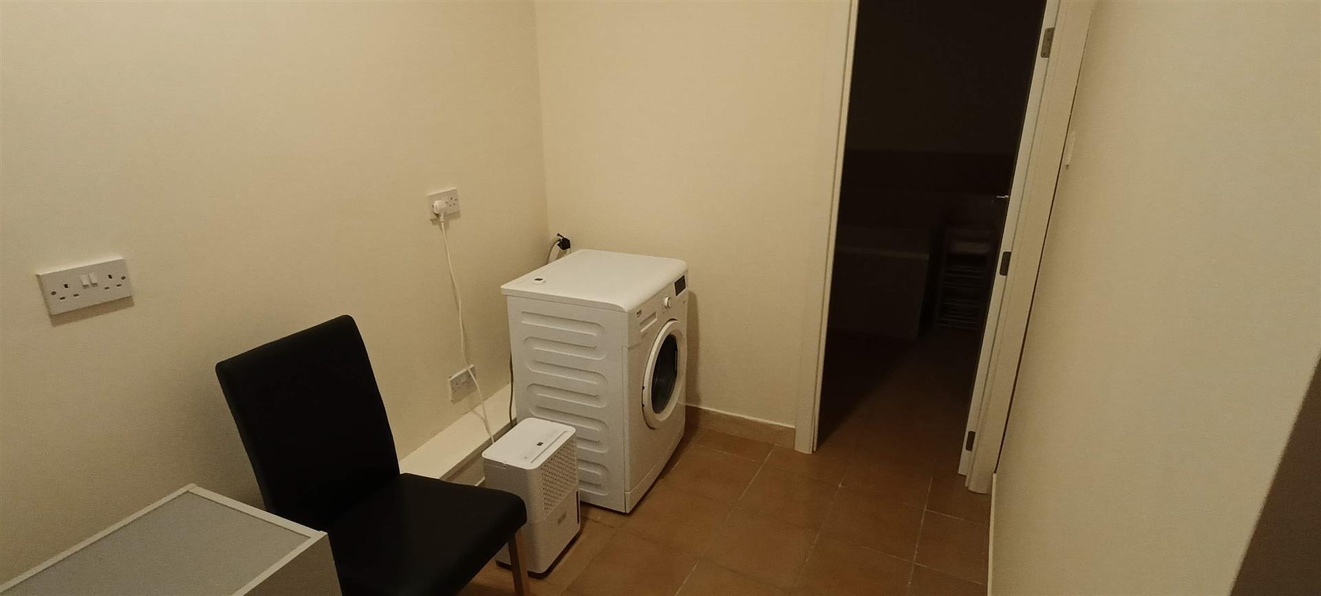 Image of Apartment - 2 Bedrooms - 2 Bathrooms for Sale in Upper Town-Gibraltar, Image 8